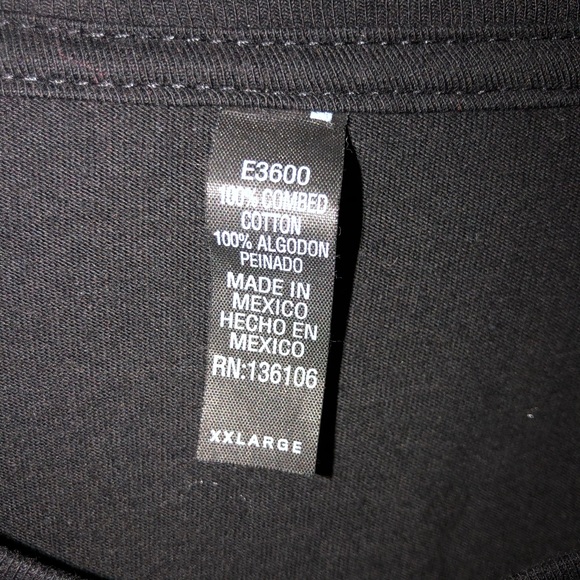 💵 PRICE LOWERED 💴 Lovers Are Lunatics Tee - Picture 3 of 4